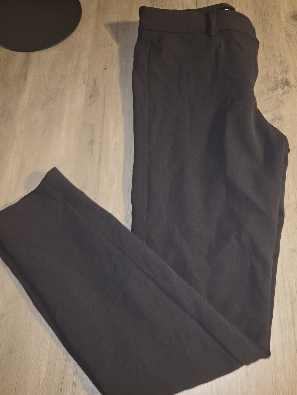 Express NWT Mid Rise Skinny Black Machine Washable Pants 6R Trousers